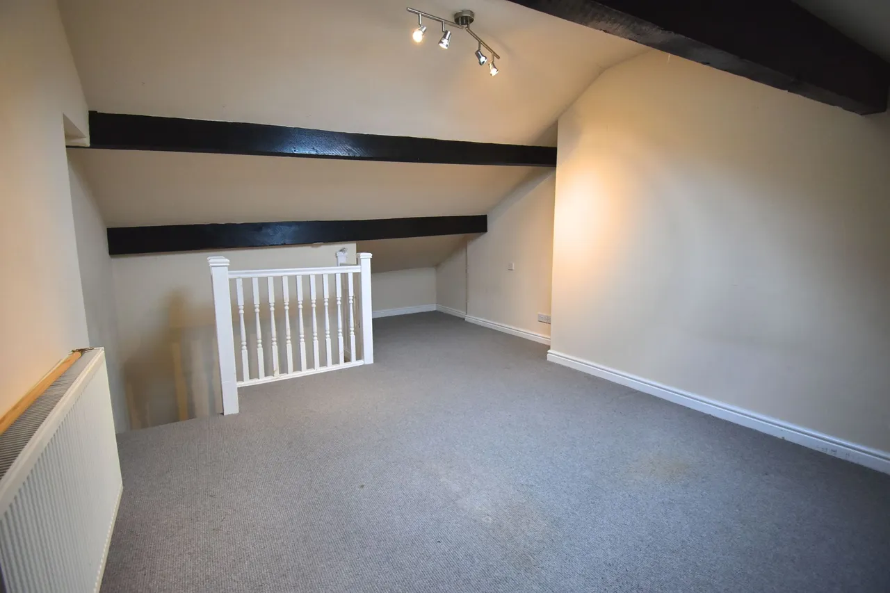 Chapel Street, High Peak, photo 10