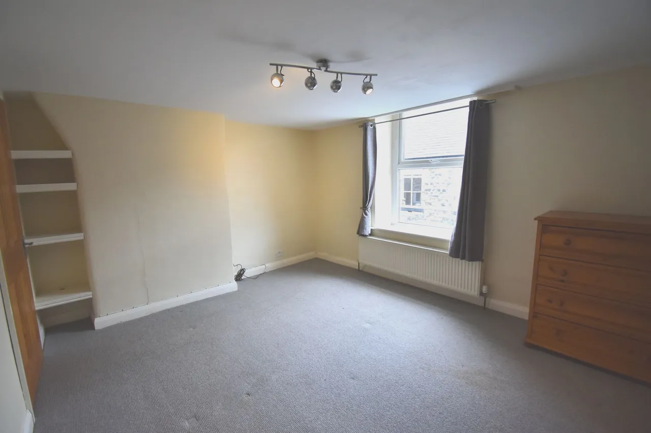 Chapel Street, High Peak, photo 8