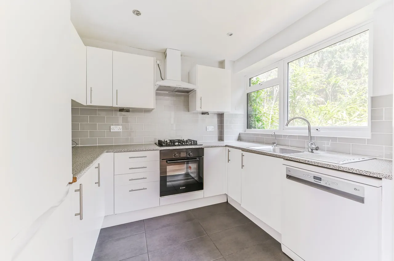4 Chichele Gardens, Croydon, photo 5