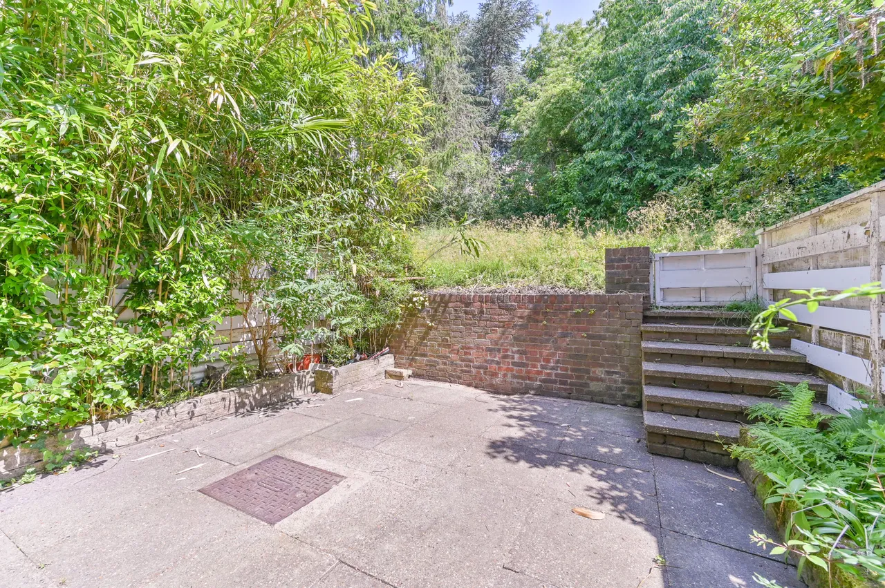 4 Chichele Gardens, Croydon, photo 6
