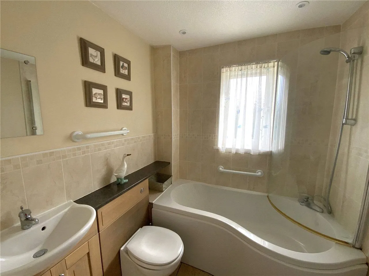 Rogers Meadow, Marlborough, Wiltshire, SN8, photo 6