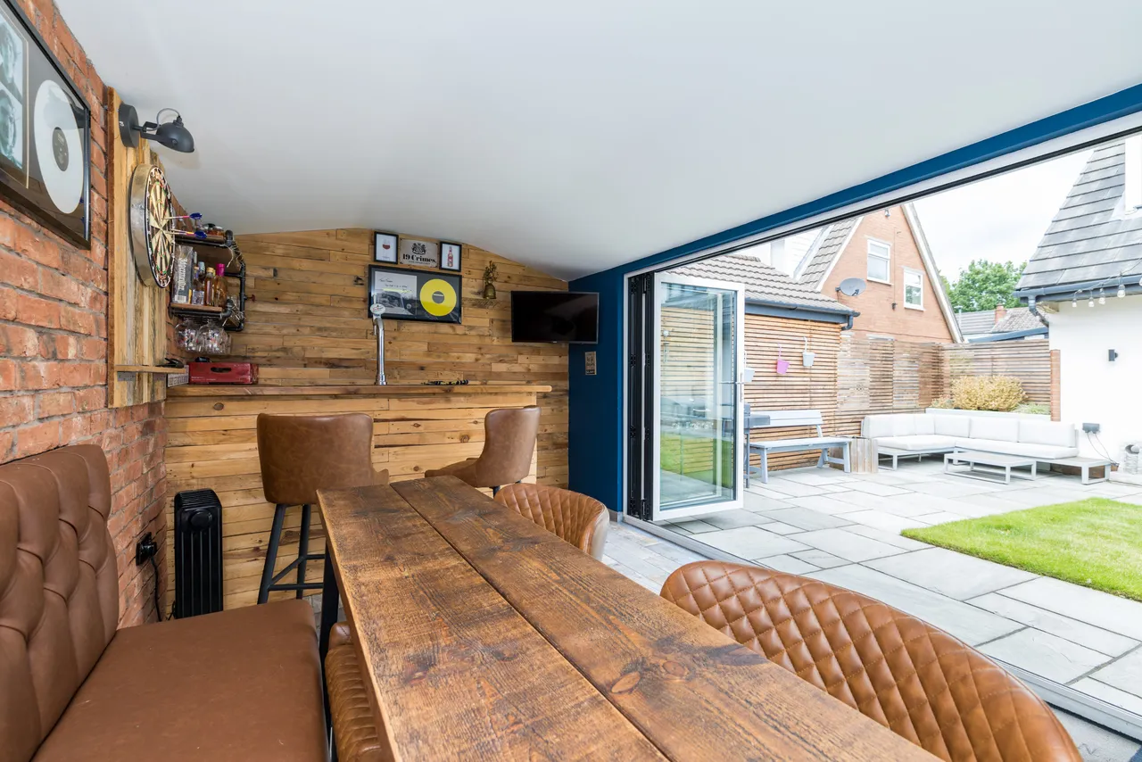 Ravenswood Avenue, Winstanley, WN3, photo 25