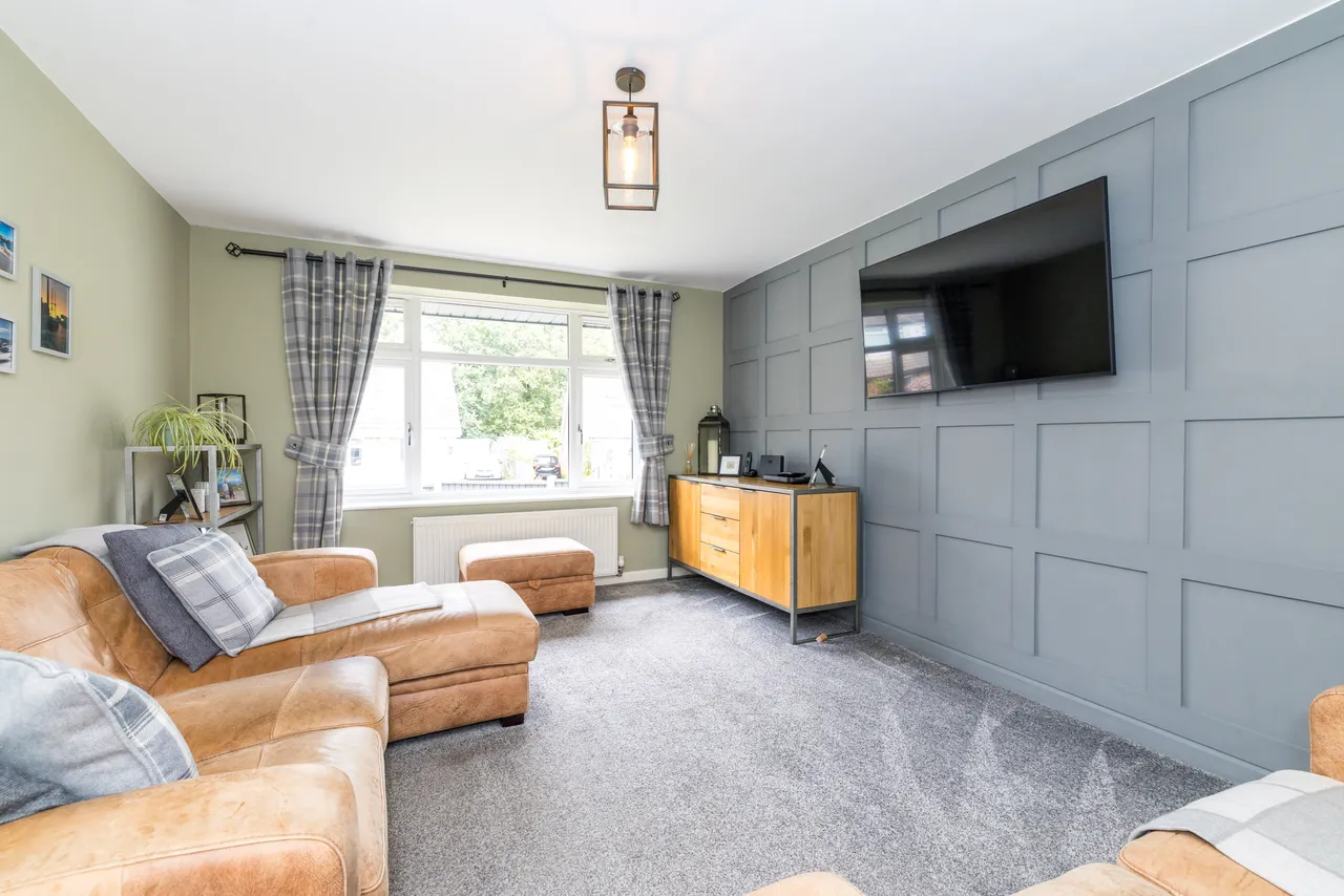 Ravenswood Avenue, Winstanley, WN3, photo 11