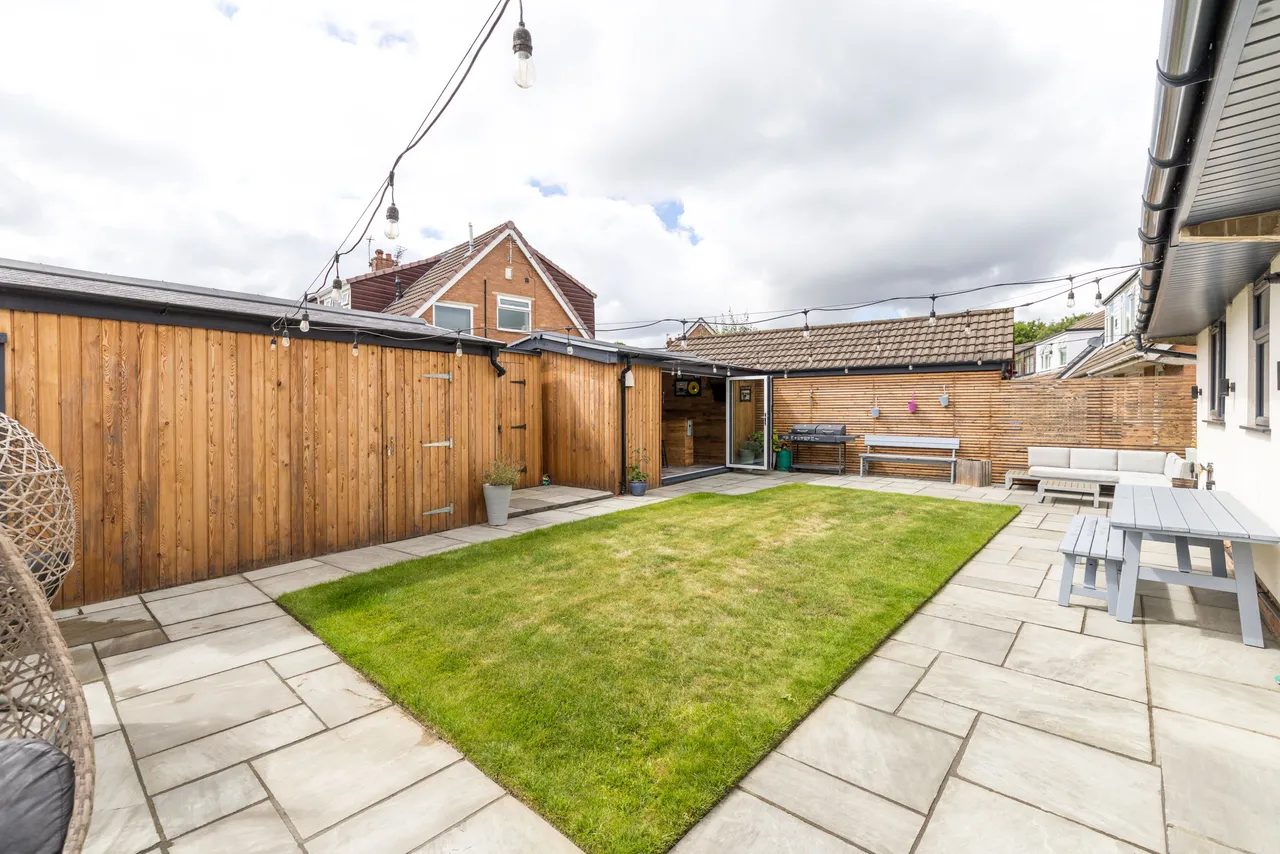 Ravenswood Avenue, Winstanley, WN3, photo 6