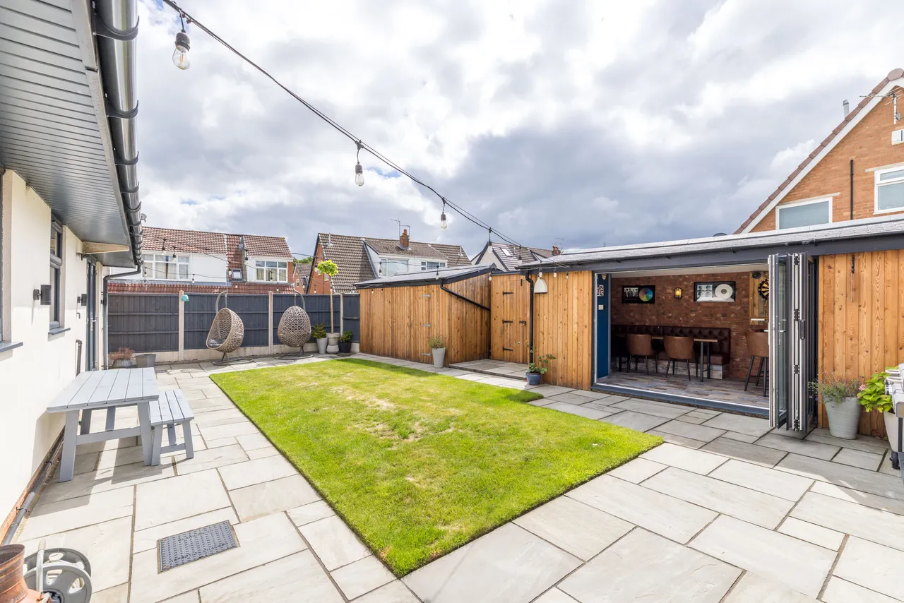 Ravenswood Avenue, Winstanley, WN3, photo 20