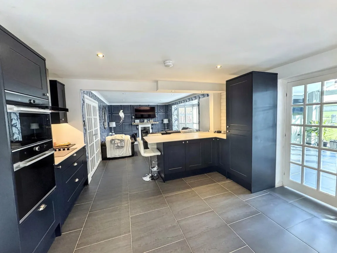 Brook Avenue, Towyn, Conwy, LL22 9ND, photo 6