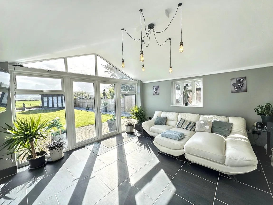 Brook Avenue, Towyn, Conwy, LL22 9ND, photo 7