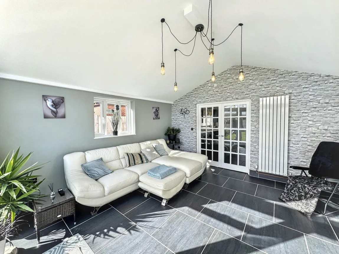 Brook Avenue, Towyn, Conwy, LL22 9ND, photo 8