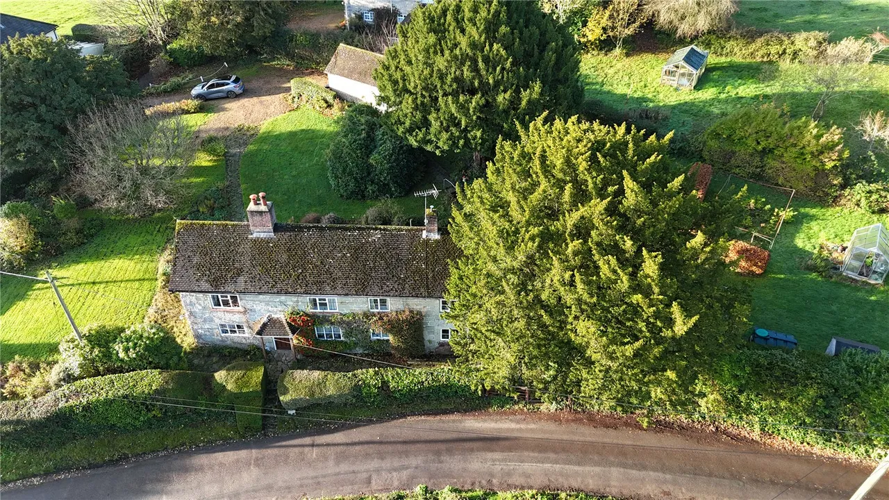 Moor Hill, Fovant, Salisbury, Wiltshire, SP3 5LB, photo 9