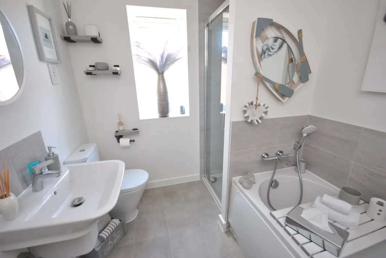 Hawfinch Road, Cheddar, BS27, photo 18