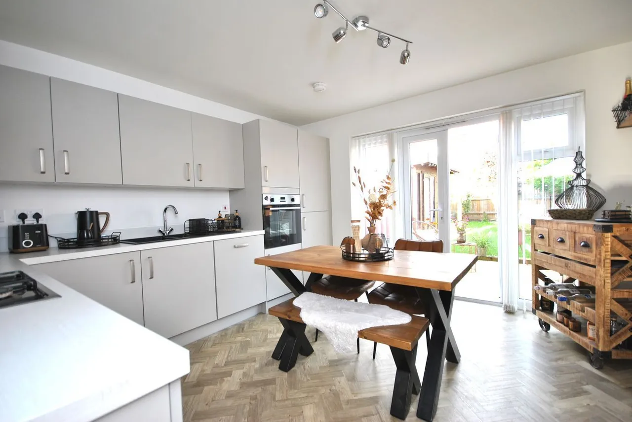 Hawfinch Road, Cheddar, BS27, photo 4