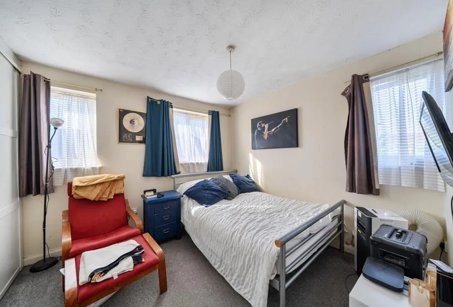 Chiltern Avenue, Bishops Cleeve, GL52, photo 6