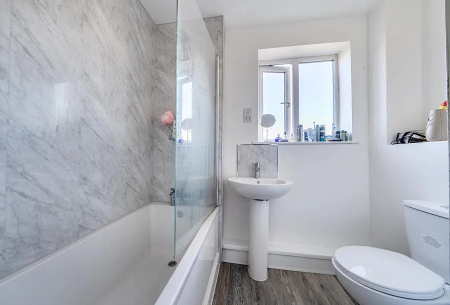 Chiltern Avenue, Bishops Cleeve, GL52, photo 7