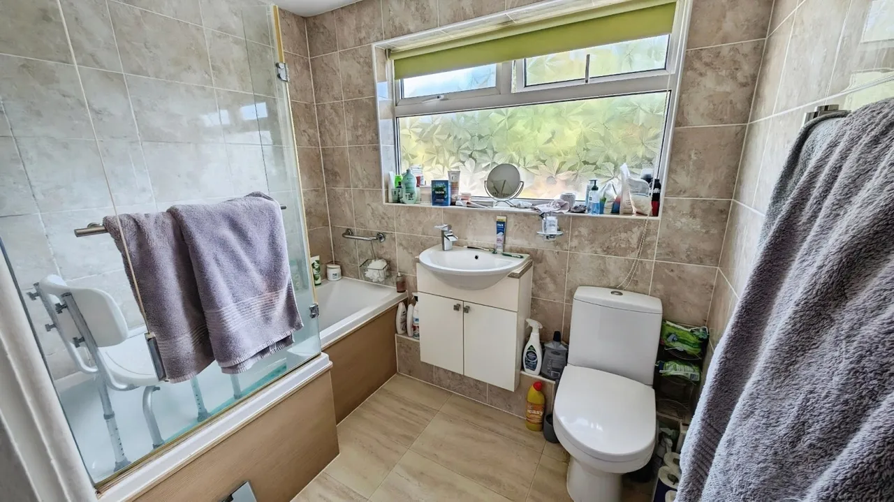 Milton Road, Yate, BS37, photo 8