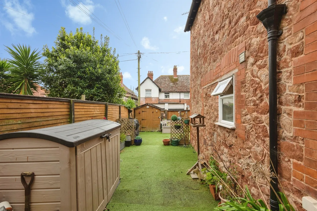 Summerland Avenue, Minehead, TA24, photo 16