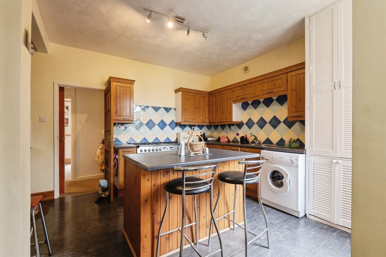 Summerland Avenue, Minehead, TA24, photo 5