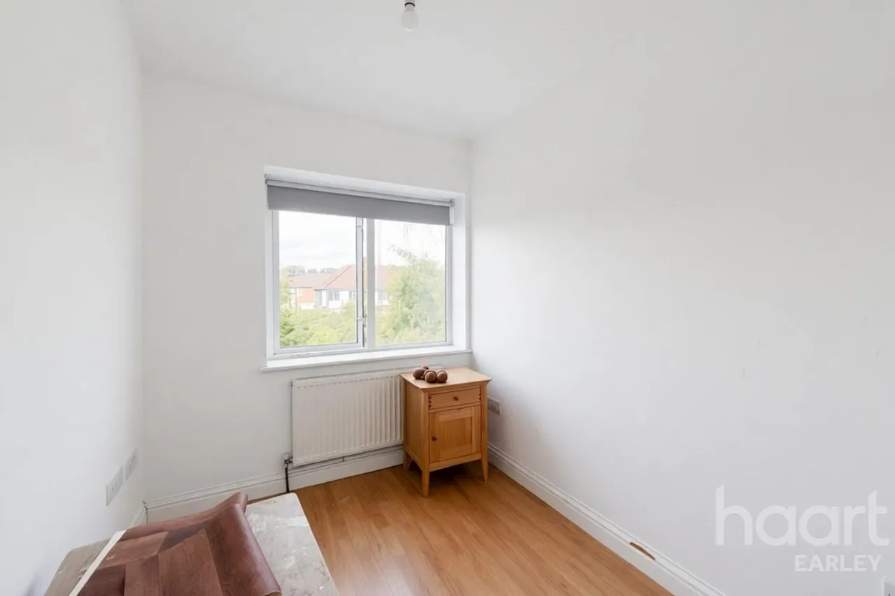 Nelson Road, RG4, photo 5