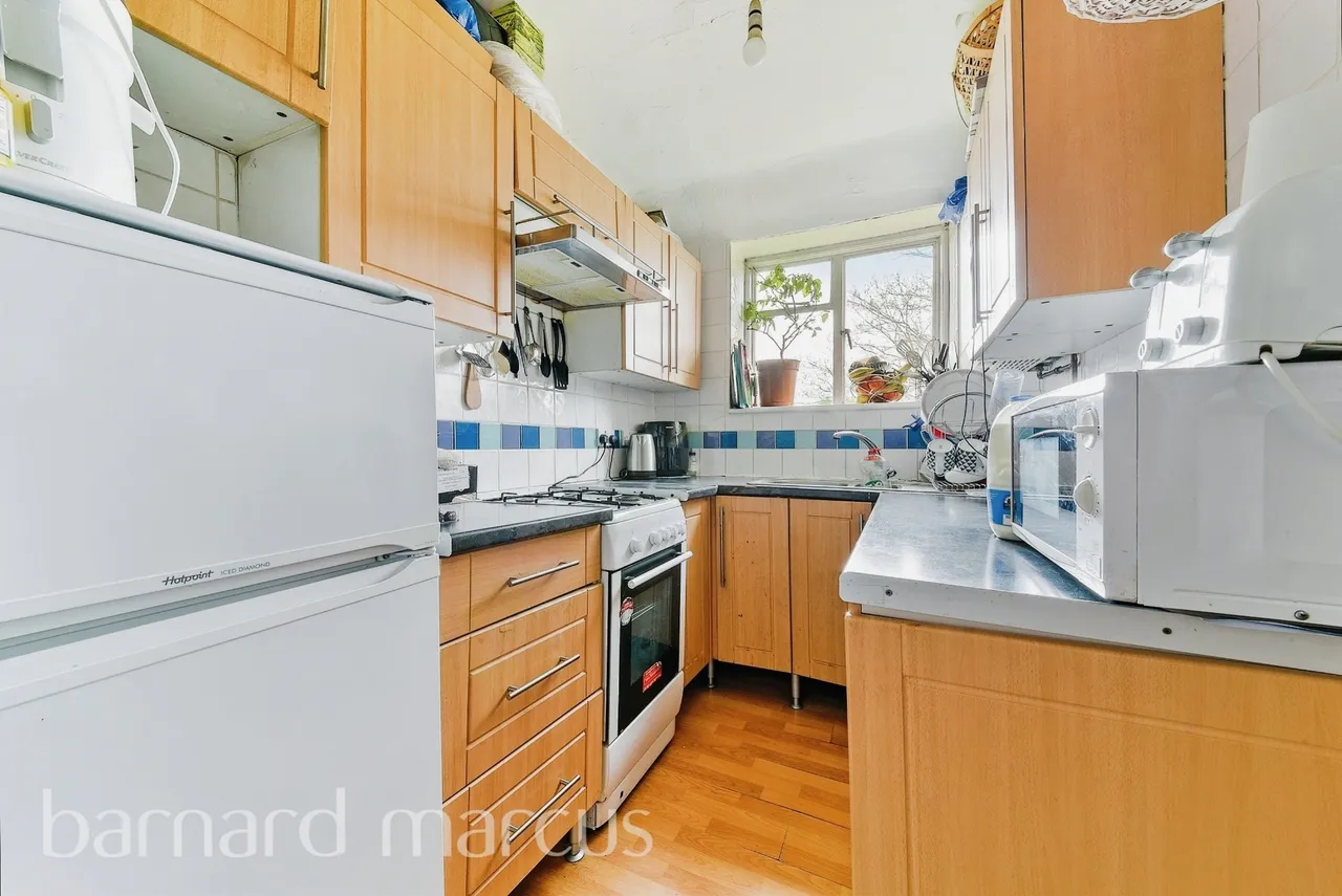 Central Gardens, Morden, photo 6