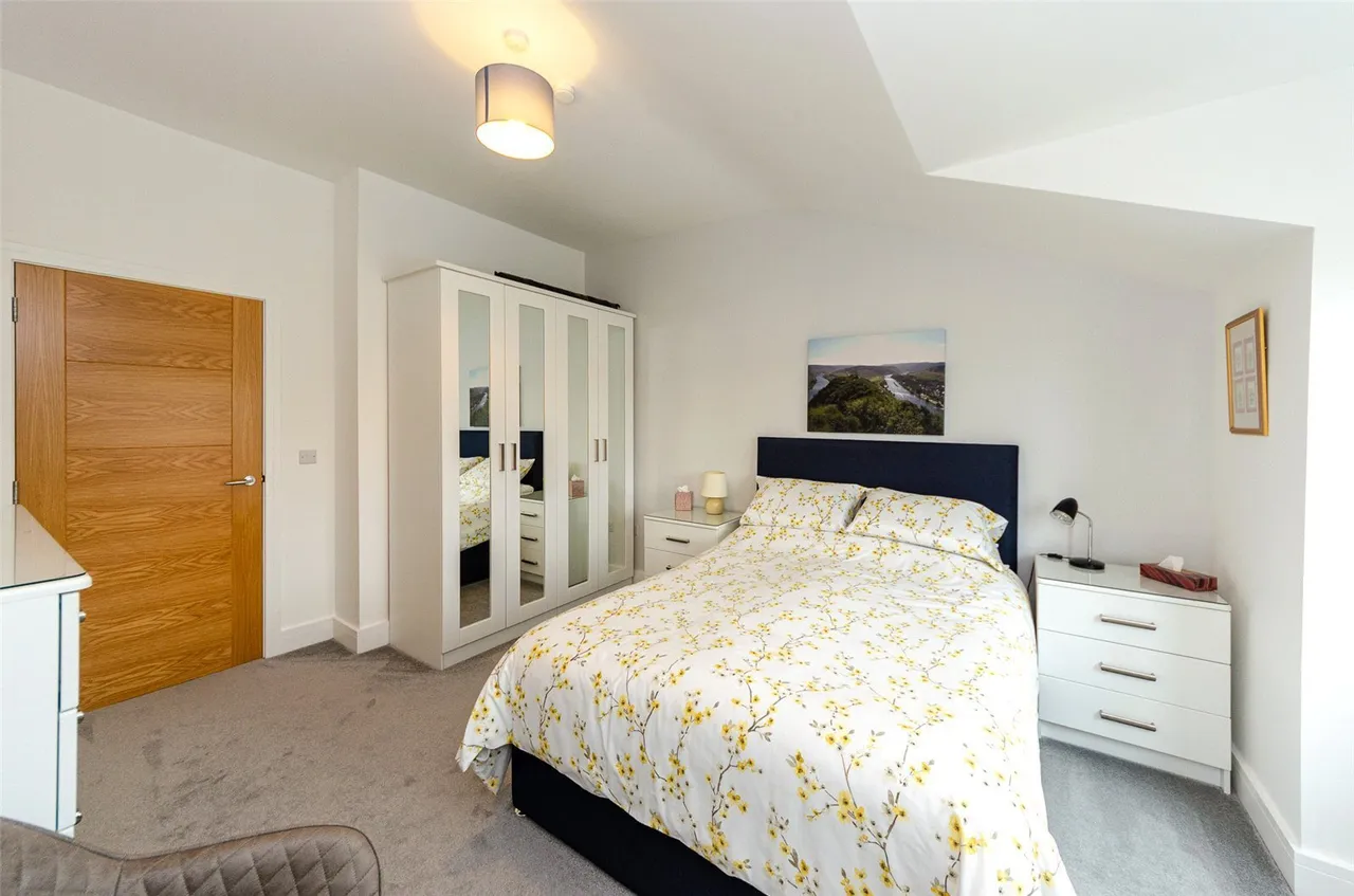 Whitehall Road, Rhos on Sea, photo 9