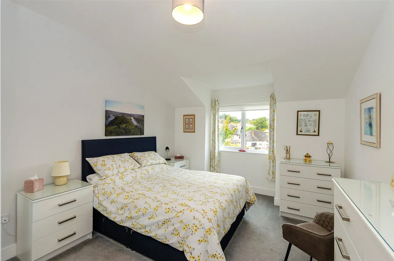 Whitehall Road, Rhos on Sea, photo 8