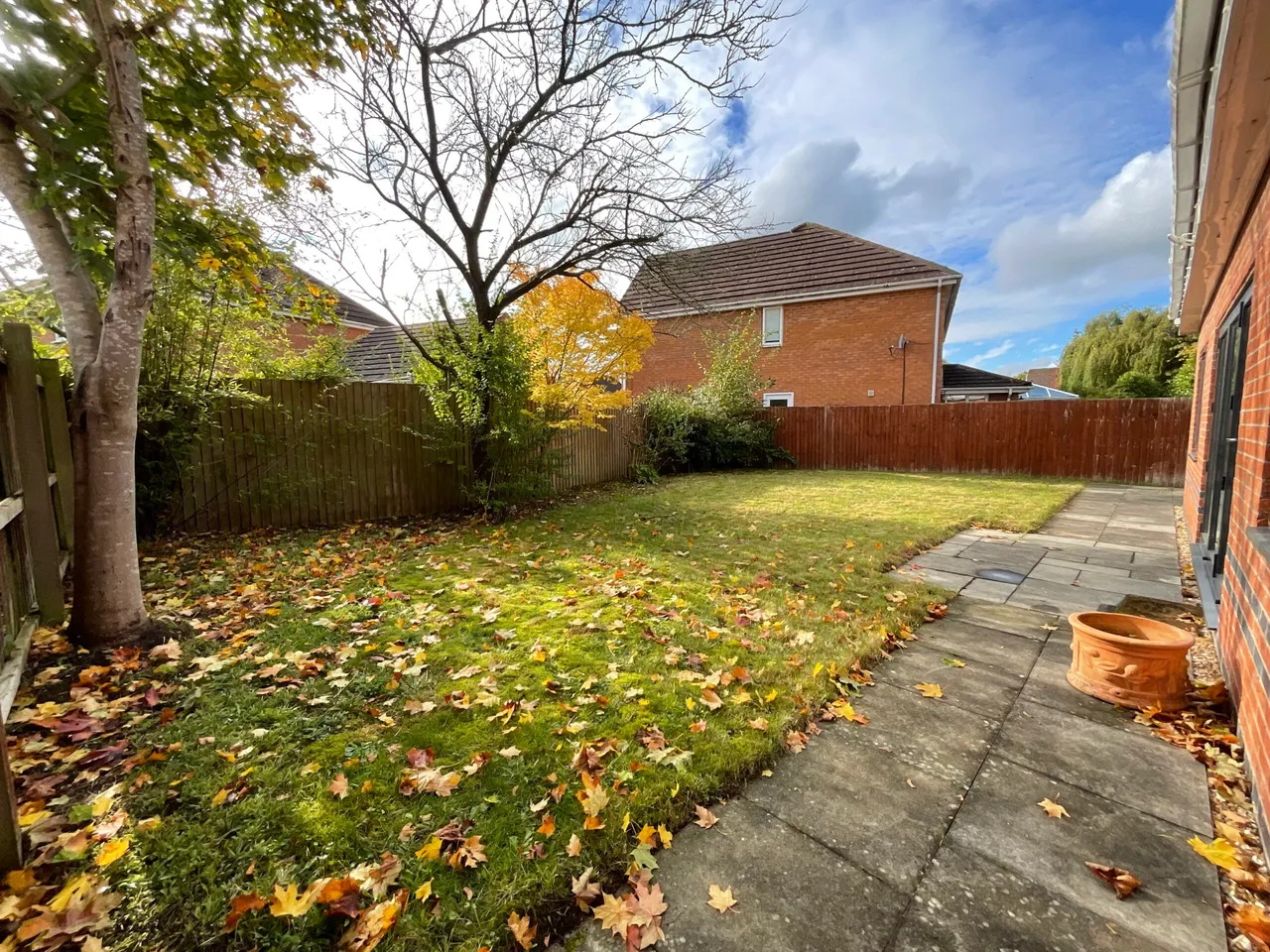 Headingley Grove, Stoke-On-Trent, ST4, photo 28