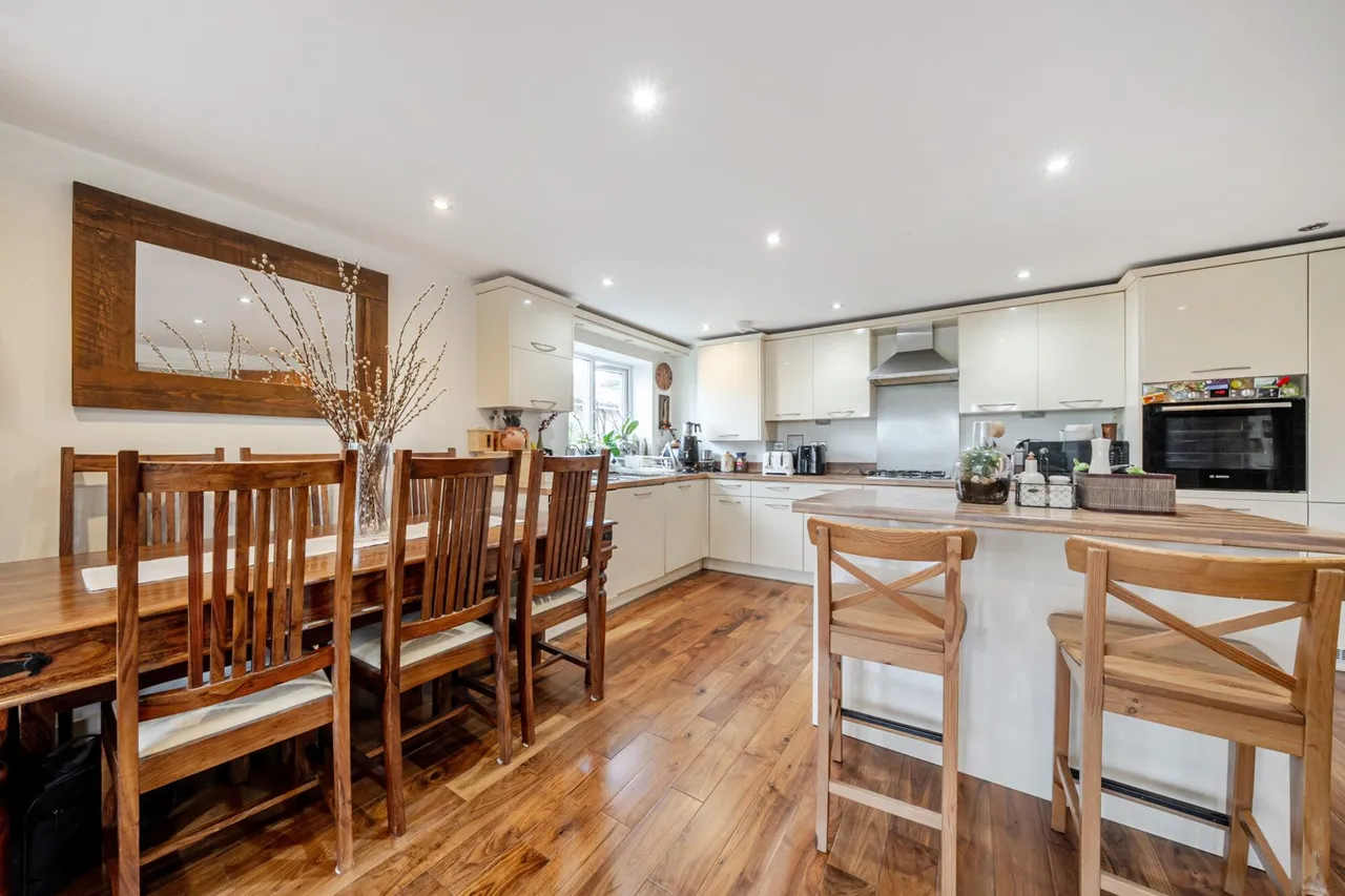 Elm Road, DA14, photo 13