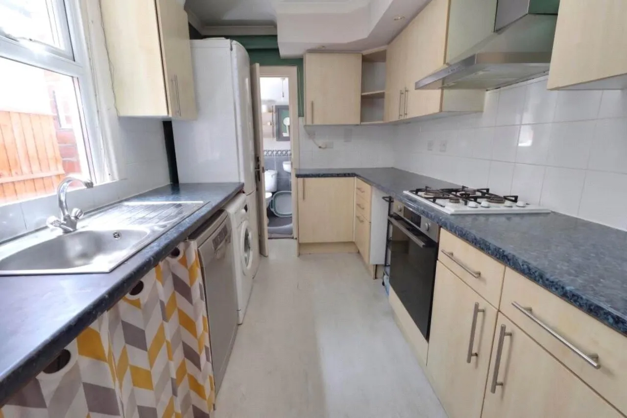 Clifton Street, Reading, RG1, photo 4