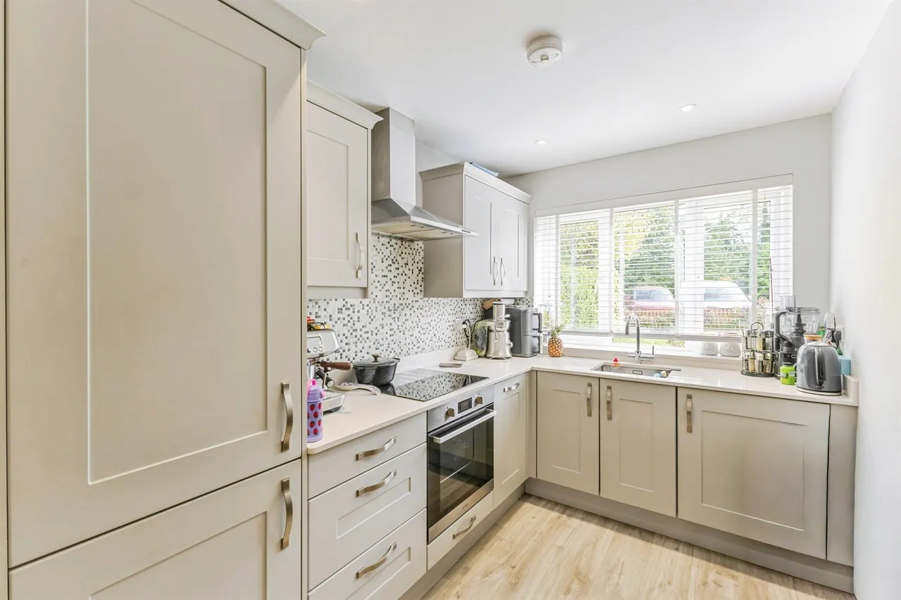 Harlestone Road, Northampton, NN5, photo 5