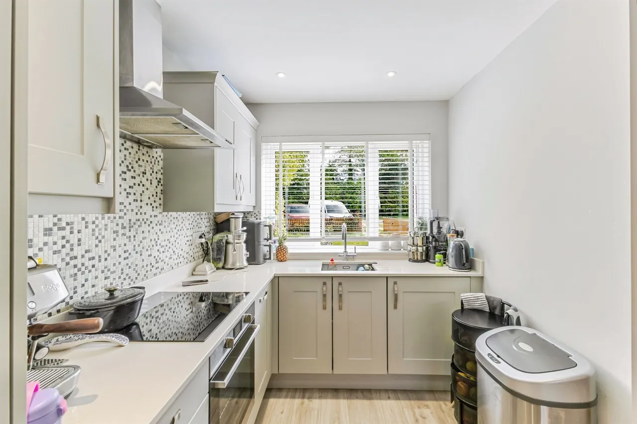 Harlestone Road, Northampton, NN5, photo 6