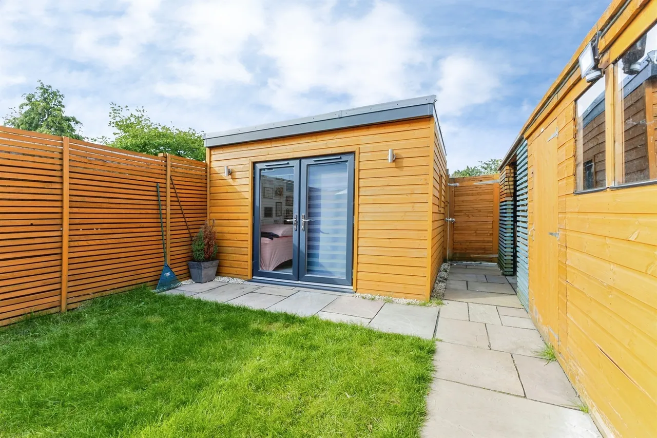 Harlestone Road, Northampton, NN5, photo 19