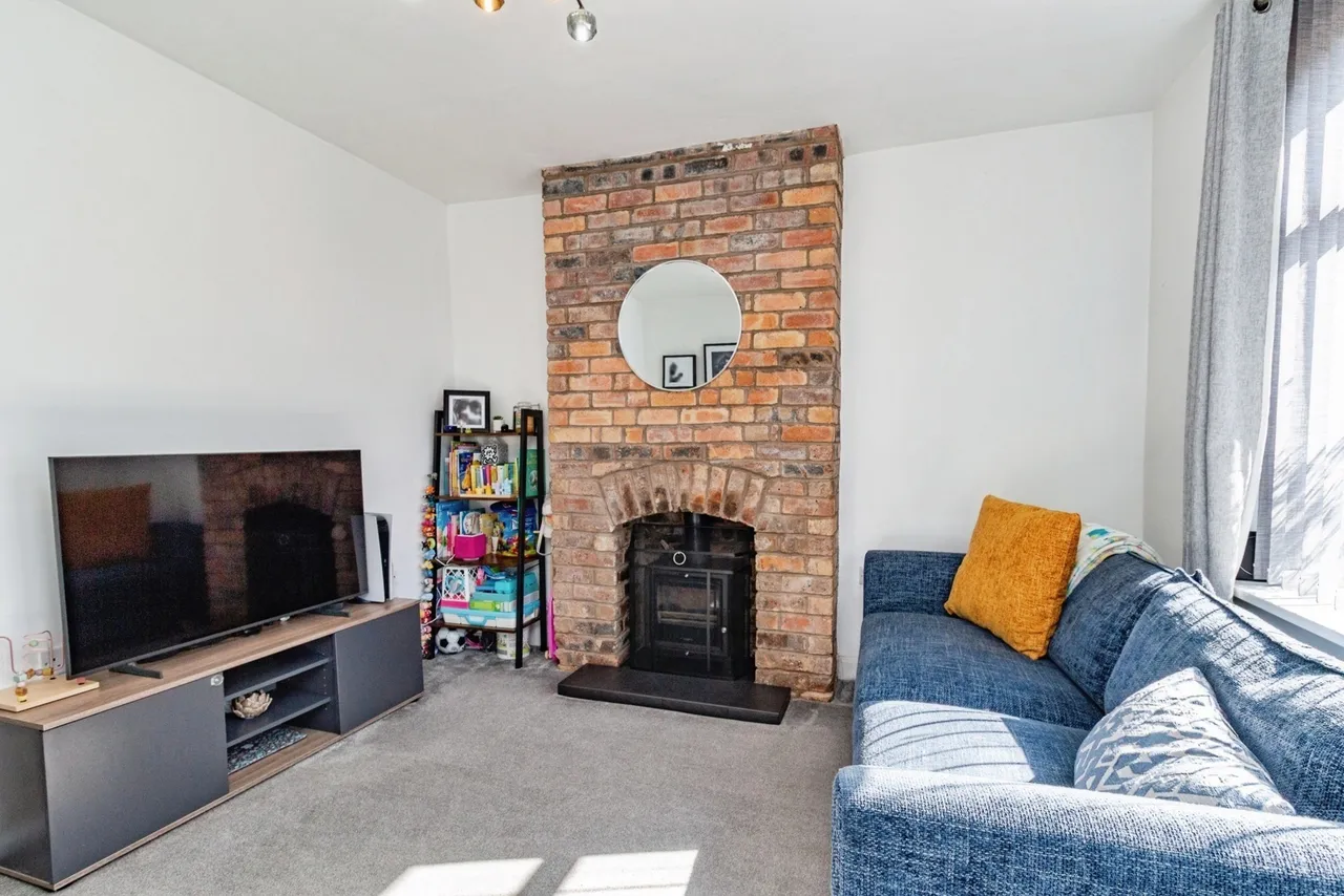 Heath Avenue, Newcastle, Staffordshire, ST5, photo 4
