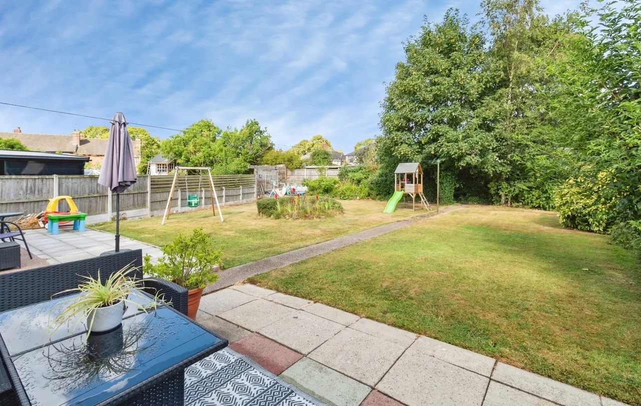 Heath Avenue, Newcastle, Staffordshire, ST5, photo 14