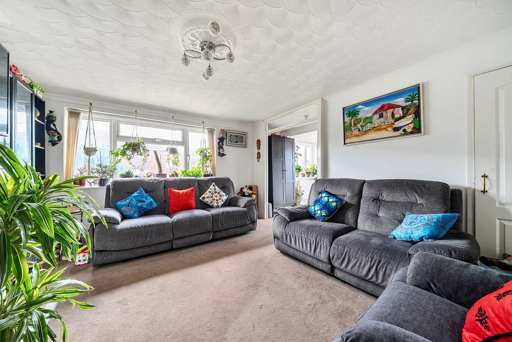 Celina Close, Bletchley, MK2, photo 9