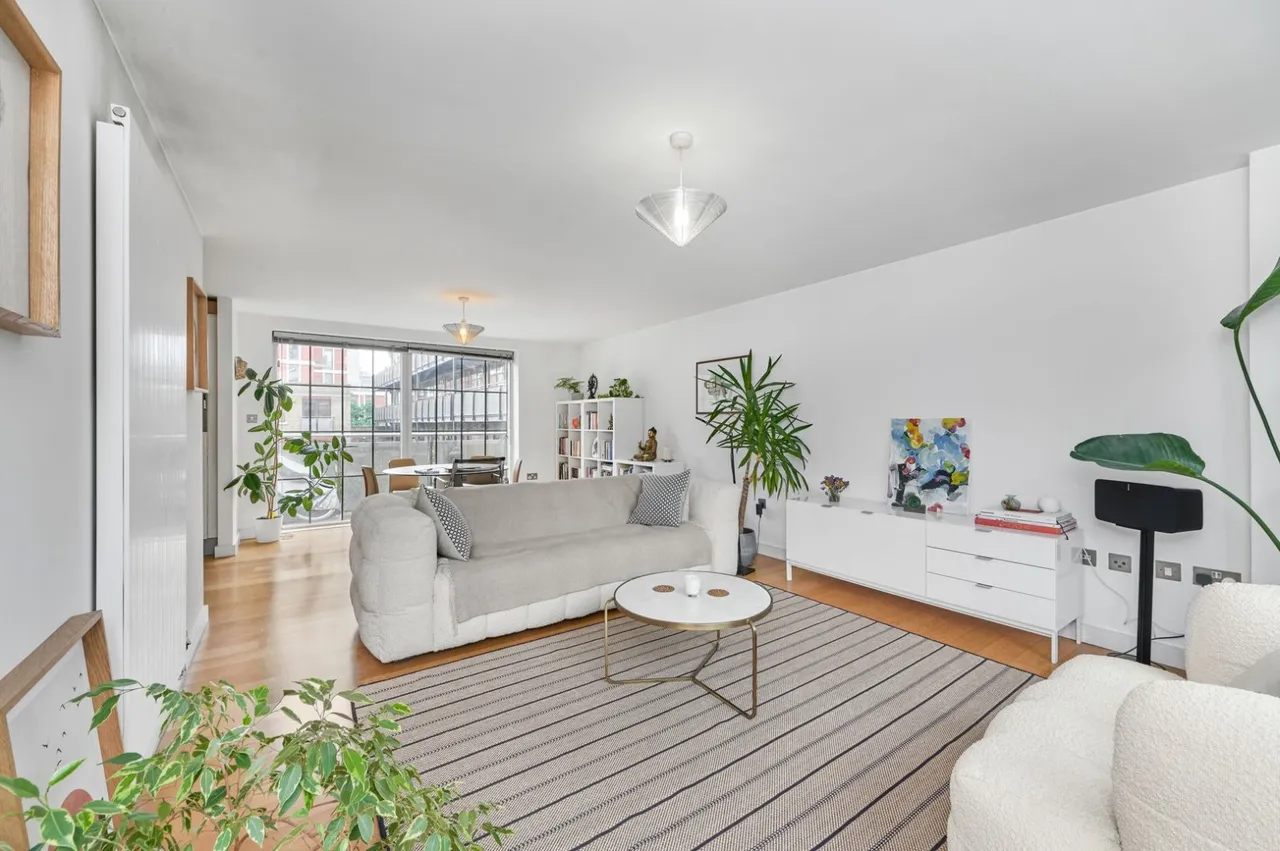 1 bed flat to rent — York Road, London, SW11