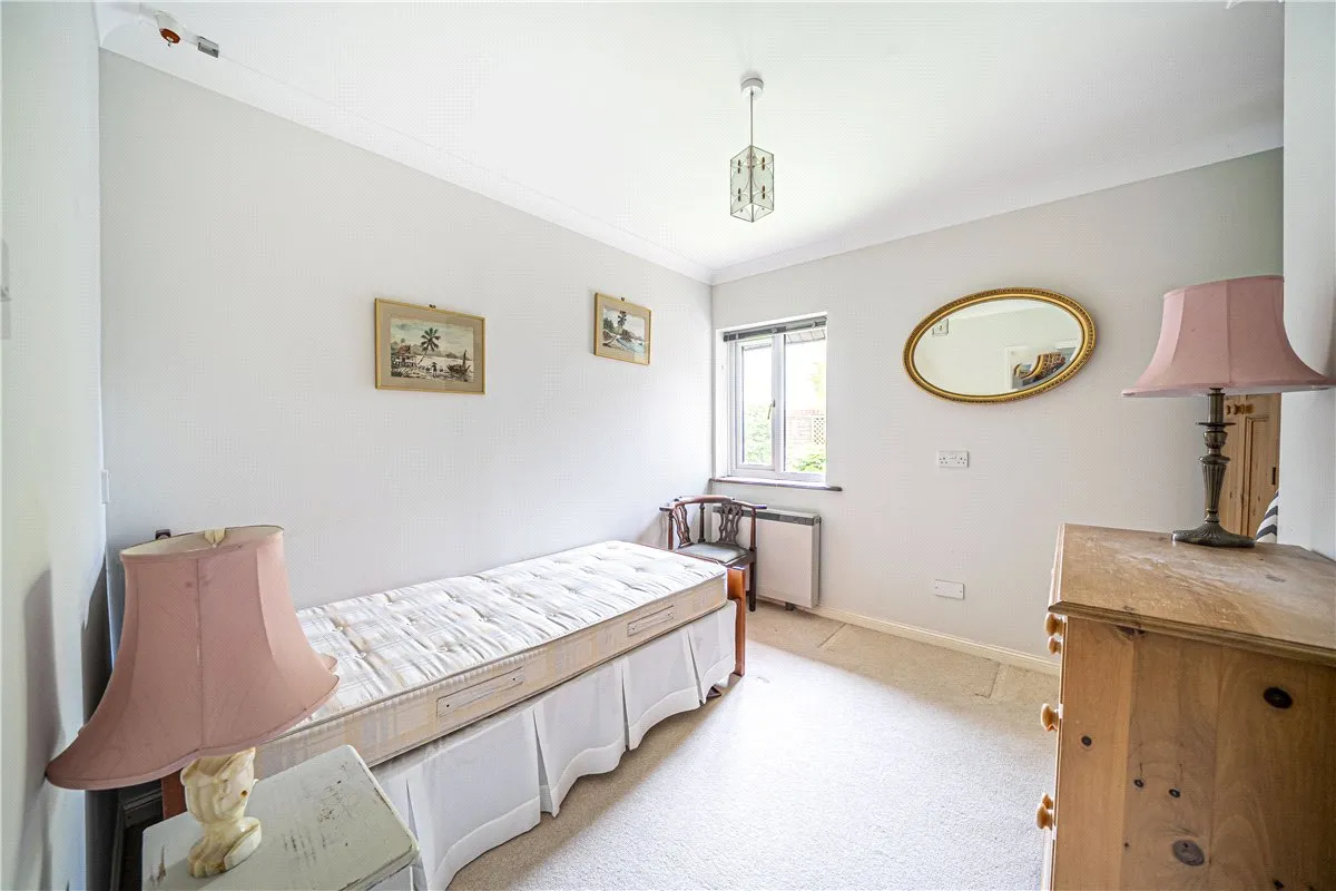 Old Parsonage Court, Otterbourne, SO21, photo 7