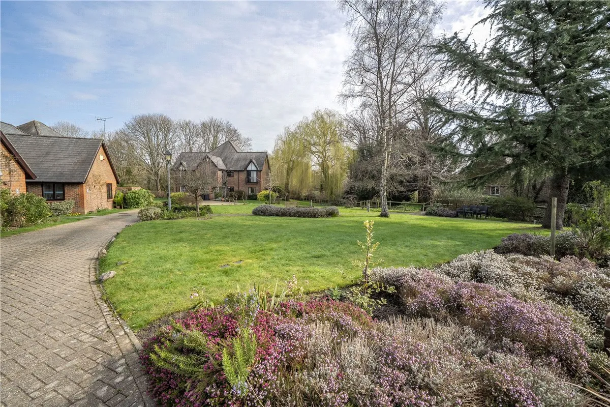 Old Parsonage Court, Otterbourne, SO21, photo 9