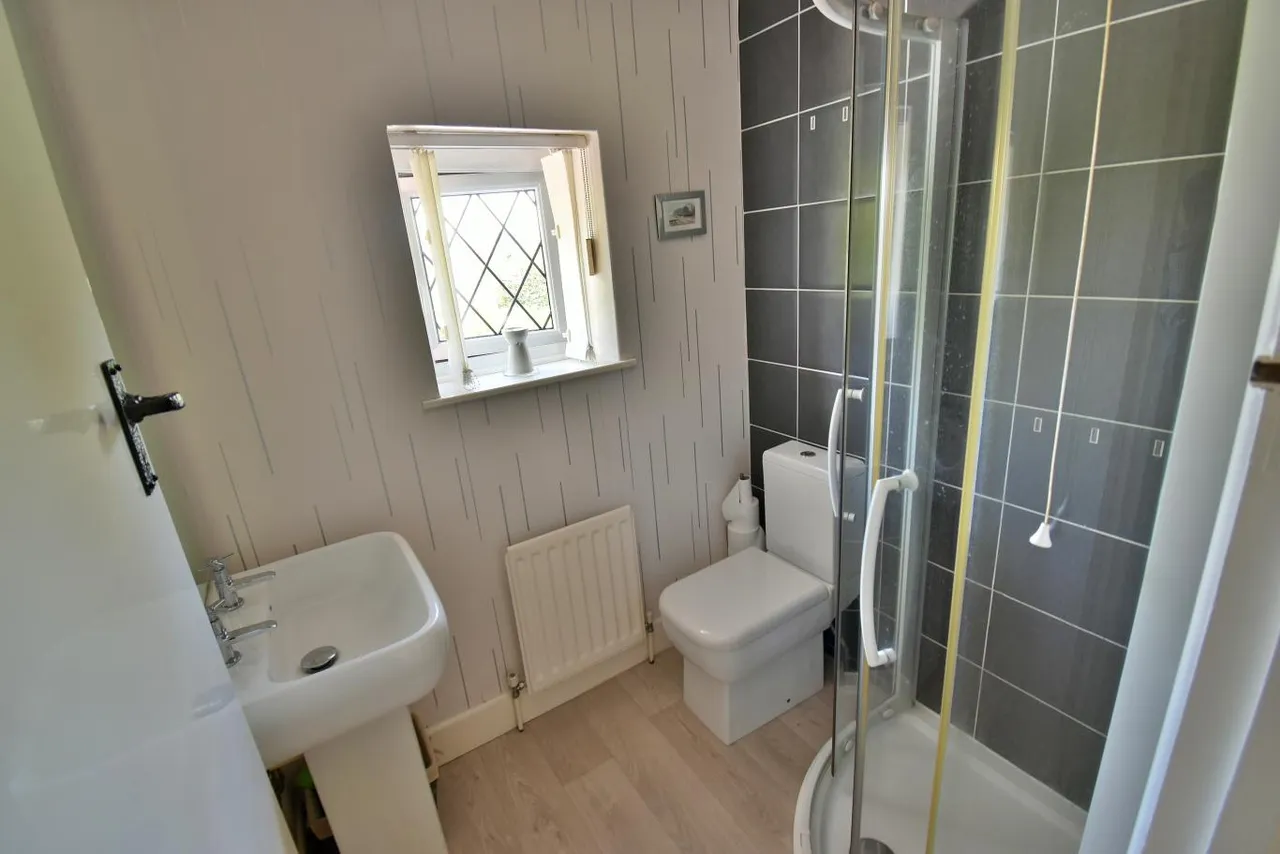 Dudsbury Road, BH22, photo 18