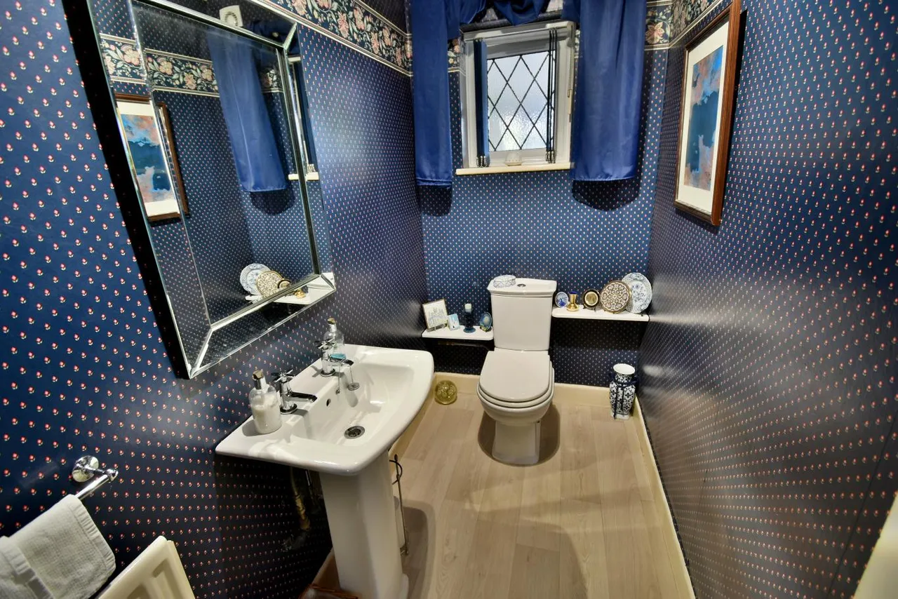 Dudsbury Road, BH22, photo 12