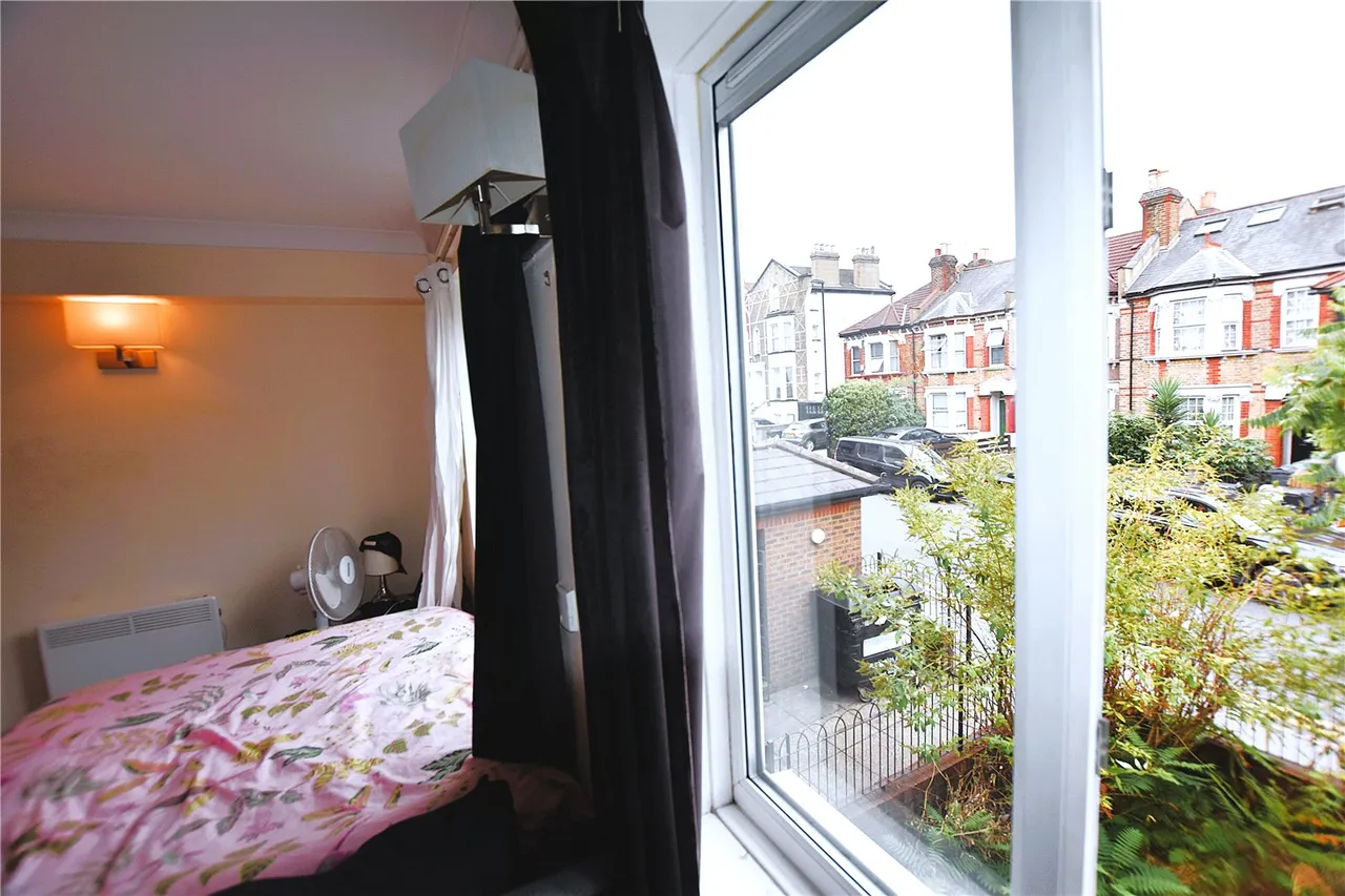 Mayday Road, Thornton Heath, CR7, photo 3
