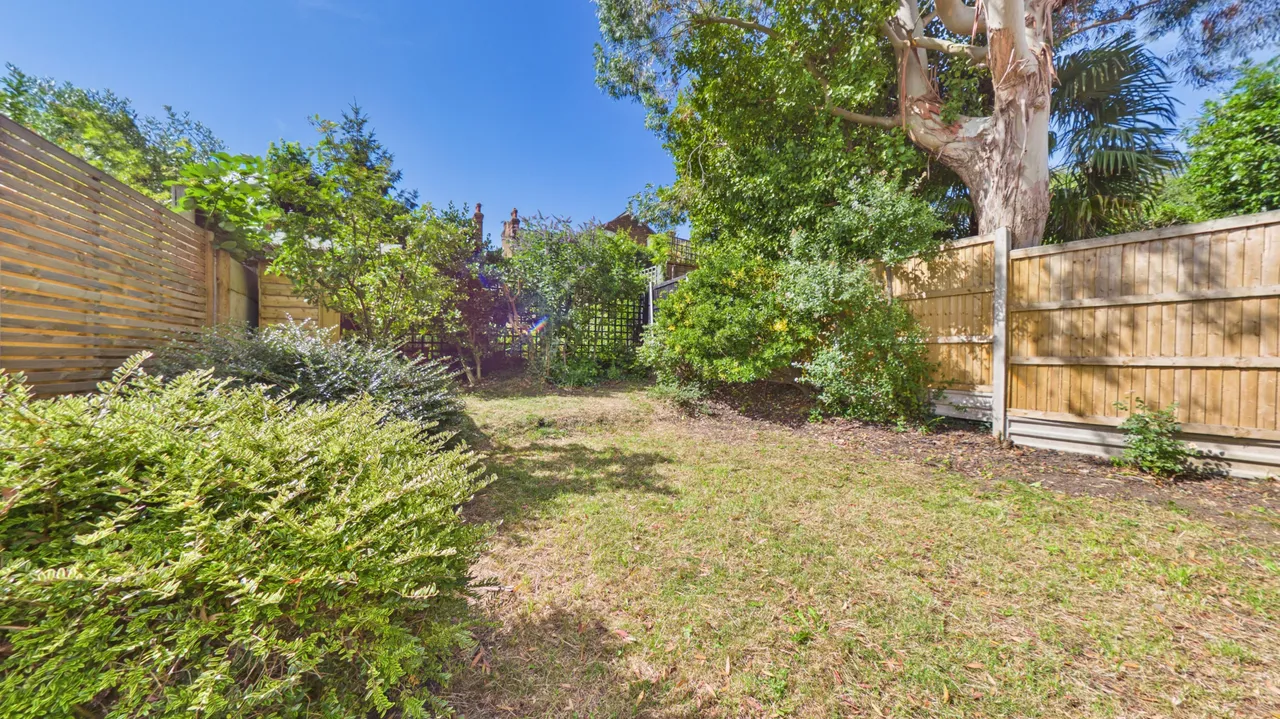 Onslow Gardens, London, N10, photo 4