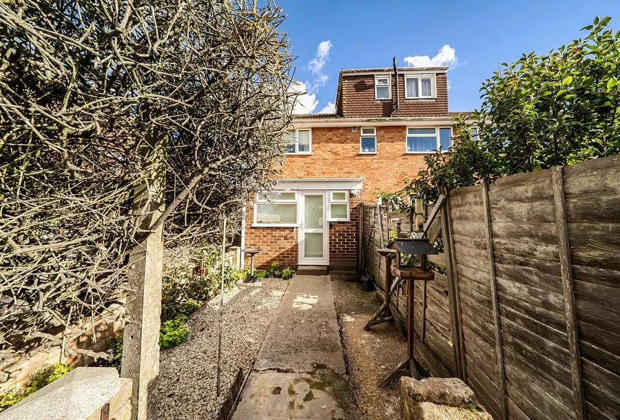 Lynn Close, Marston, OX3, photo 11