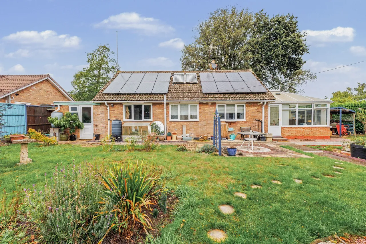 Chestnut Close, Aldington, WR11, photo 4