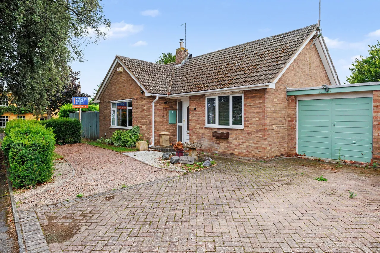 2 bed house for sale — Chestnut Close, Aldington, WR11