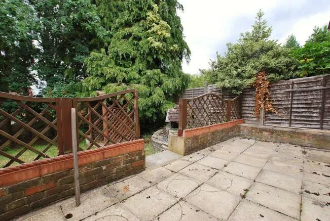 Bushy Hill Drive, Guildford, GU1, photo 10