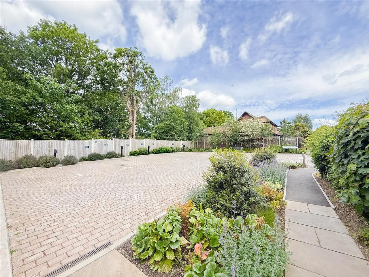 Bluebell Meadow, Maynards Green Road, Horam, Heathfield,, TN21 0BU, photo 17