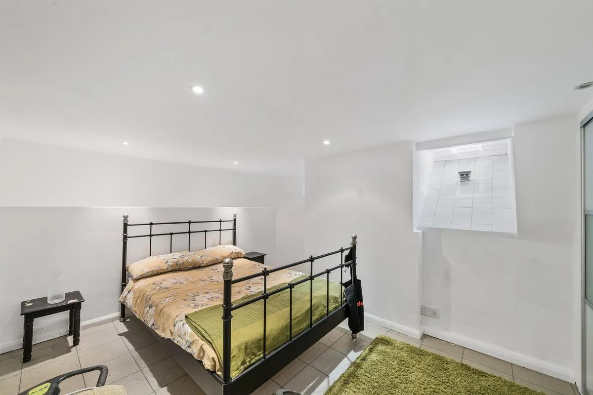 Heathcote Road, Twickenham, TW1, photo 19