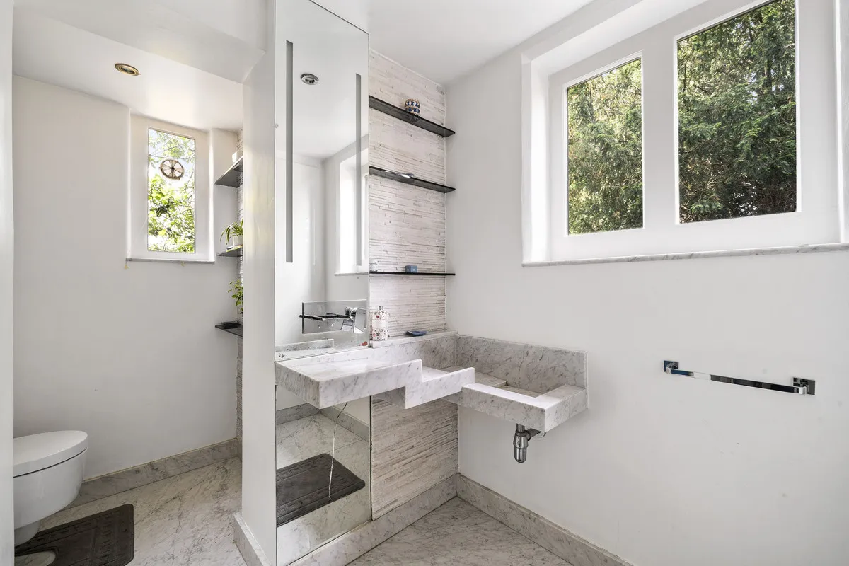 Heathcote Road, Twickenham, TW1, photo 12