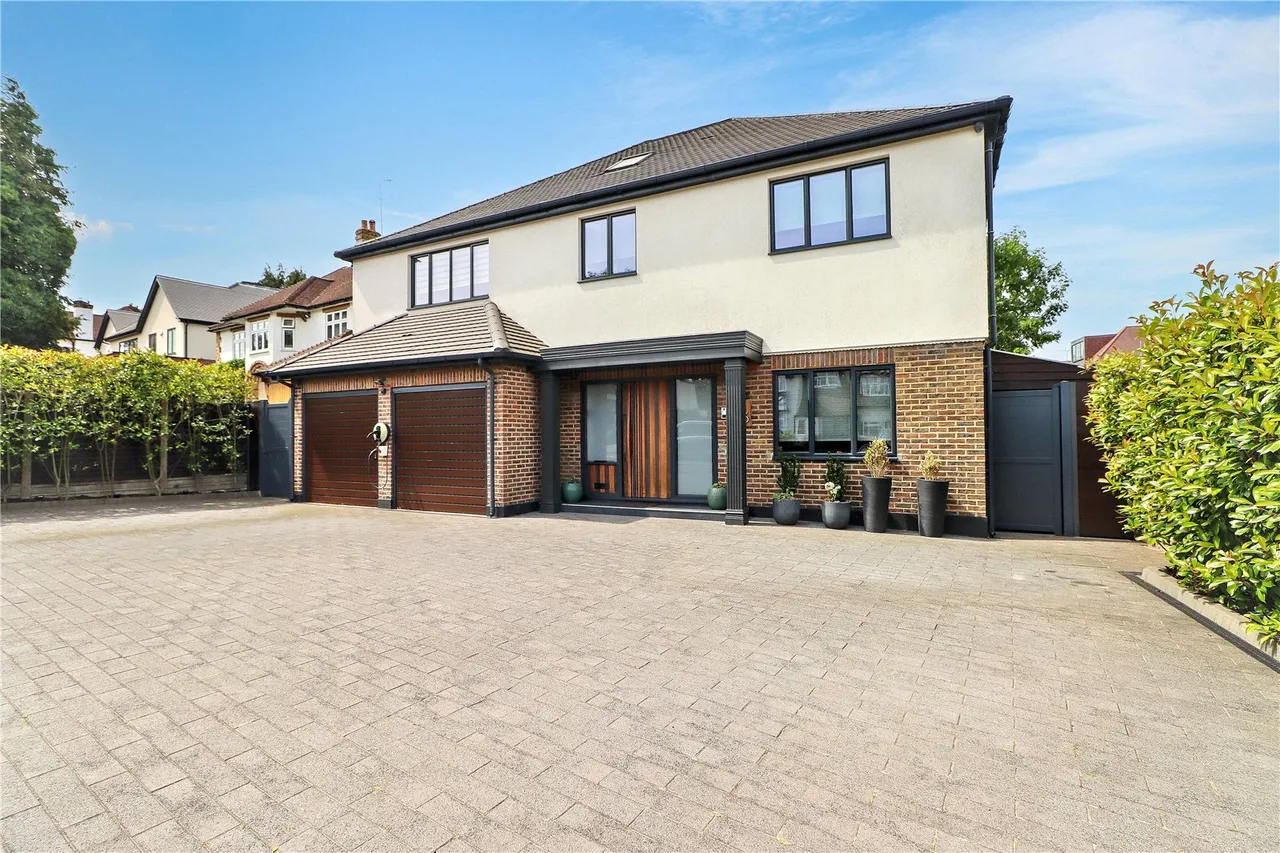 Deacons Hill Road, Elstree, Borehamwood, Hertfordshire, WD6 3JG, photo 27