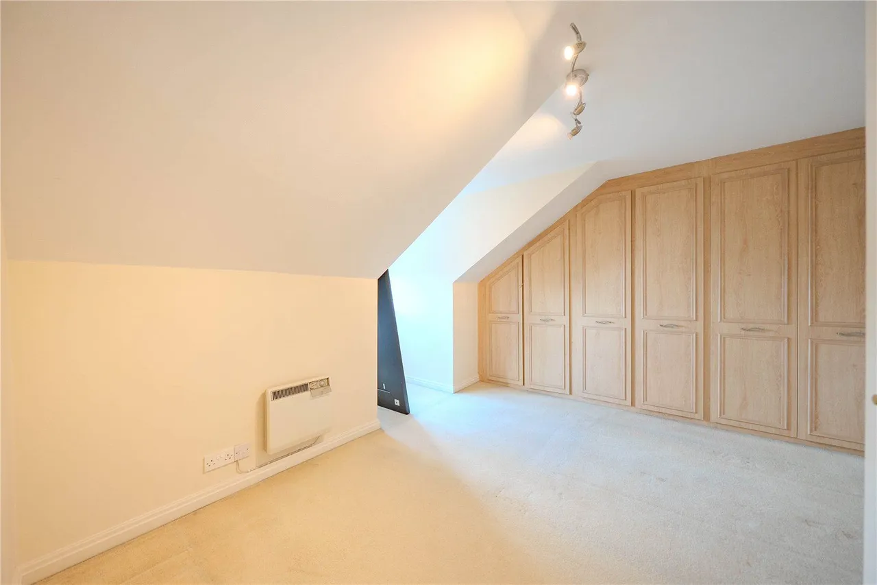 Richardshaw Lane, Pudsey, LS28, photo 5