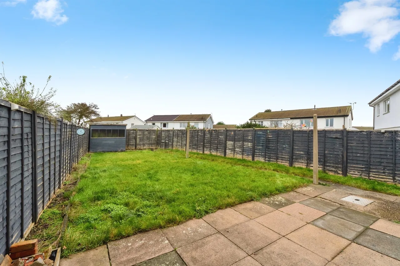 Sharpley Drive, East Leake, LE12, photo 18